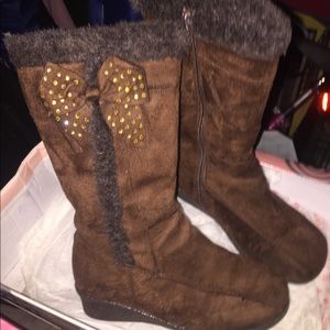 Girl Brown Boots